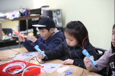 정남도서관 어린이 대상 3D펜으로 태극기 만들기 프로그램 운연현황 A-31.JPG