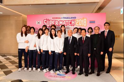 2018 한국 대 태국 여자배구 올스타 슈퍼매치 웰컴파티 D-17.JPG