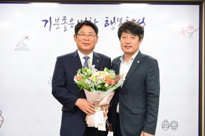 최현길 기획조정실장 특별승진 임용장교부 및 명예퇴임식 D-59.JPG