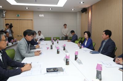 더불어민주당 화성갑 지역위원회-화성시 주요 현안 당정협의회 A-6.JPG