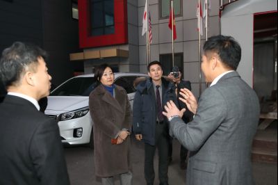 박영선 중소벤처기업부 장관 화성시 남양읍 소재 (주)코아드 방문 A-16.JPG
