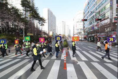 코로나19 지역사회 확산방지를 위한 사회적 거리두기 잠시멈춤 캠페인 A-21.JPG