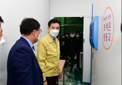 서철모 시장 동탄 나래울 예방접종센터 현장 점검 D-27.JPG