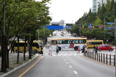 노작로 및 솔빛마을 사거리 사거리,동탄2동 행정복지센터 앞 정류장, 그늘막, H16 동탄순환버스 운행현황 A-92.JPG