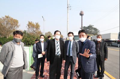 신우철 완도군수 일행 서신면 궁평항 수산물직판장 현장방문 A-101.JPG