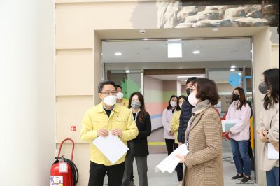 임종철 부시장 재난사고 대비 다중이용시설 점검 관련 어린이문화센터 현장방문 A-12.JPG