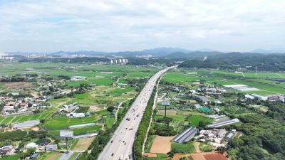 화성비봉공공주택지구, 비봉면 소재지, 구포리, 비봉사거리 및 서해안 고속도로 비봉톨게이트 항공사진 DJI_20240716103009_0271_D.jpg