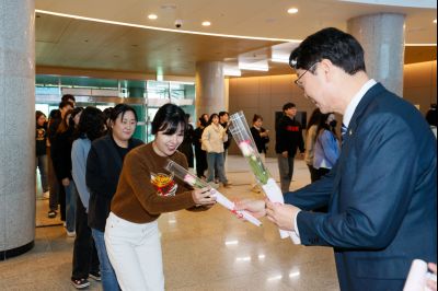 세계여성의 날 기념 직원 이벤트 _J2A2711_s.jpg