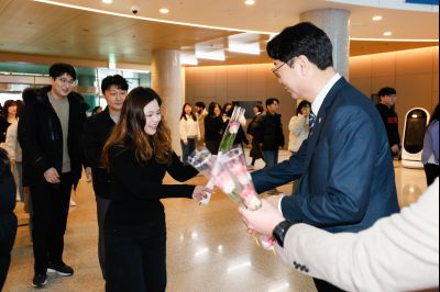 세계여성의 날 기념 직원 이벤트 _J2A2720_s.jpg