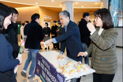 세계여성의 날 기념 직원 이벤트 _J2A2947_s.jpg