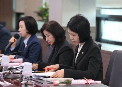 더불어민주당 화성갑 지역위원회-화성특례시 당정협의회 CP1X0765_s.jpg