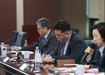 더불어민주당 화성갑 지역위원회-화성특례시 당정협의회 CP1X0767_s.jpg