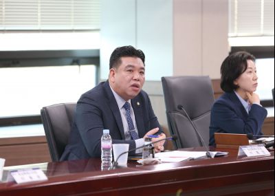 더불어민주당 화성갑 지역위원회-화성특례시 당정협의회 CP1X0802_s.jpg