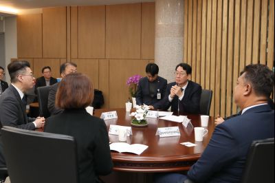 한국-태국 여자배구 슈퍼매치 화성대회 업무협약식 1DXS0338_s.jpg