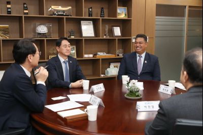 한국-태국 여자배구 슈퍼매치 화성대회 업무협약식 1DXS0346_s.jpg