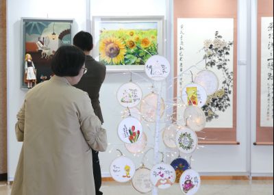 2025년 주민자치 페스티벌 작품전시회 테이프커팅 1DXS0518_s.jpg
