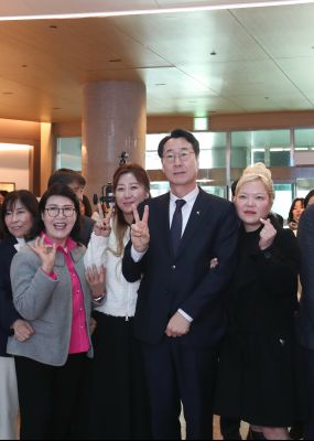 2025년 주민자치 페스티벌 작품전시회 테이프커팅 1DXS0591_s.jpg
