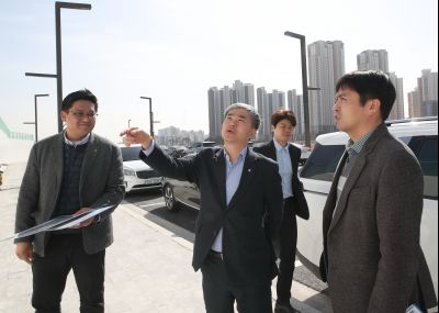 정구원 제1부시장 동탄권역 현안사업지역 현장방문 1DXS1866_s.jpg