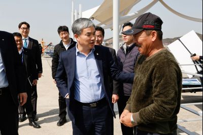 정구원 제1부시장 전곡항 궁평항 백미항 제부항 고온항 현장방문 _J2A5416_s.jpg