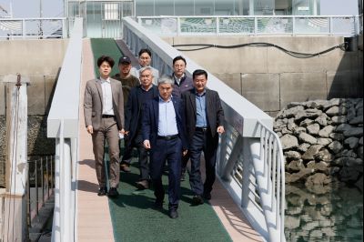 정구원 제1부시장 전곡항 궁평항 백미항 제부항 고온항 현장방문 _J2A5438_s.jpg