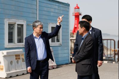 정구원 제1부시장 전곡항 궁평항 백미항 제부항 고온항 현장방문 _J2A6136_s.jpg