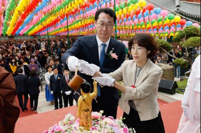 부처님오신날 용주사 봉축법요식