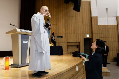 2025년 제1회 화성을 바꾸는 오늘 명사특강-성효 큰스님 _J2A3657.jpg