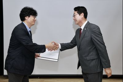 화성특례시 발전 자문위원회 위촉식 _42A9915_resize.JPG