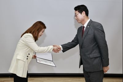 화성특례시 발전 자문위원회 위촉식 _42A9940_resize.JPG
