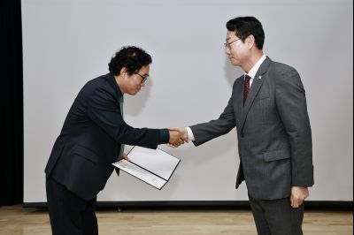 화성특례시 발전 자문위원회 위촉식 _42A9951_resize.JPG