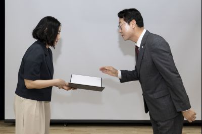 화성특례시 발전 자문위원회 위촉식 _42A9957_resize.JPG