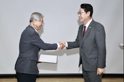 화성특례시 발전 자문위원회 위촉식 _42A9812_resize.JPG