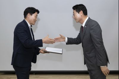 화성특례시 발전 자문위원회 위촉식 _42A9850_resize.JPG