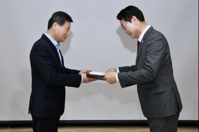 화성특례시 발전 자문위원회 위촉식 _42A9888_resize.JPG