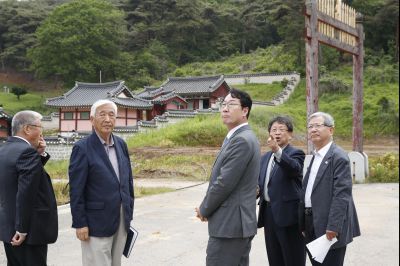 정명근 시장 안곡서원 방문 _DXS8454_resize.JPG