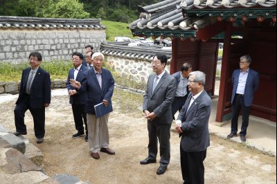 정명근 시장 안곡서원 방문 _DXS8464_resize.JPG