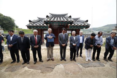 정명근 시장 안곡서원 방문 _DXS8488_resize.JPG