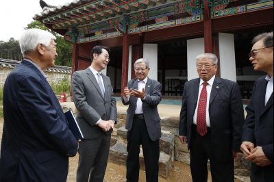 정명근 시장 안곡서원 방문 _DXS8507_resize.JPG
