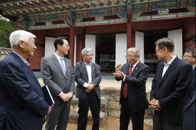 정명근 시장 안곡서원 방문 _DXS8513_resize.JPG