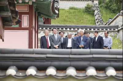 정명근 시장 안곡서원 방문 _DXS8525_resize.JPG