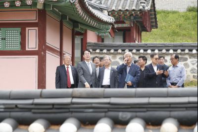 정명근 시장 안곡서원 방문 _DXS8528_resize.JPG