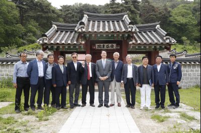 정명근 시장 안곡서원 방문 _DXS8544_resize.JPG