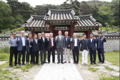 정명근 시장 안곡서원 방문 _DXS8545_resize.JPG