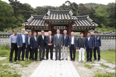 정명근 시장 안곡서원 방문 _DXS8558_resize.JPG