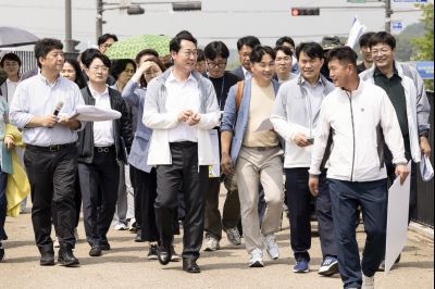 정명근 시장 화성 뱃놀이축제 현장점검 및 정책회의 KakaoTalk_20250522_185702583_resize.jpg