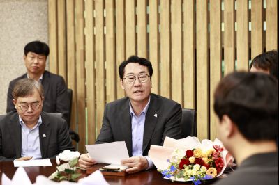 모범공공기관 우수직원 표창장 수여 _42A4595_resize.JPG