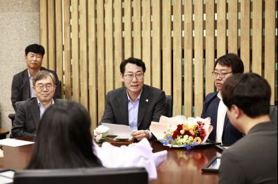 모범공공기관 우수직원 표창장 수여 _42A4601_resize.JPG