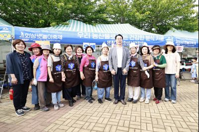 정명근 시장 제15회 화성 뱃놀이 축제 홍보부스 및 종사자 격려 _42A6859_resize.JPG