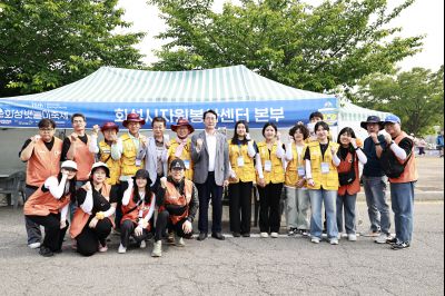정명근 시장 제15회 화성 뱃놀이 축제 홍보부스 및 종사자 격려 _42A6868_resize.JPG