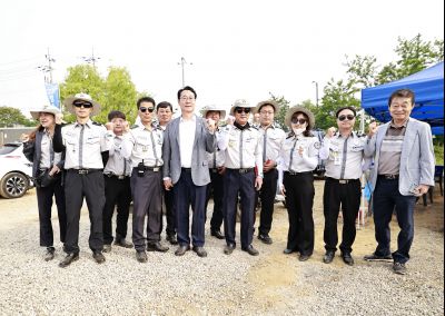 정명근 시장 제15회 화성 뱃놀이 축제 홍보부스 및 종사자 격려 _42A6912_resize.JPG